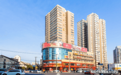 例如正在临港新片区和五个新城等